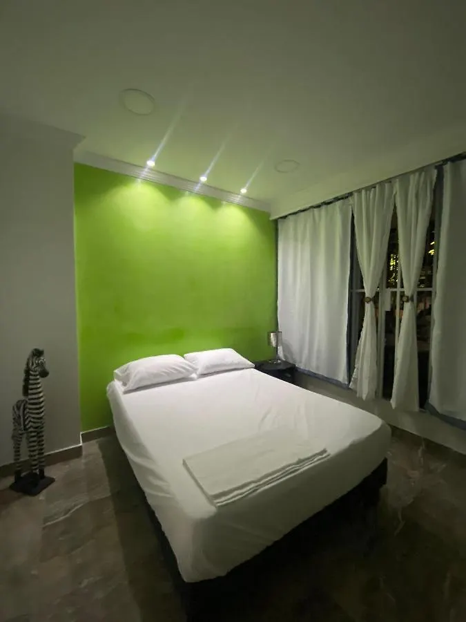 Habitación en casa particular Apartamento Tr - Casa Blanca San Antonio Cali Colombia